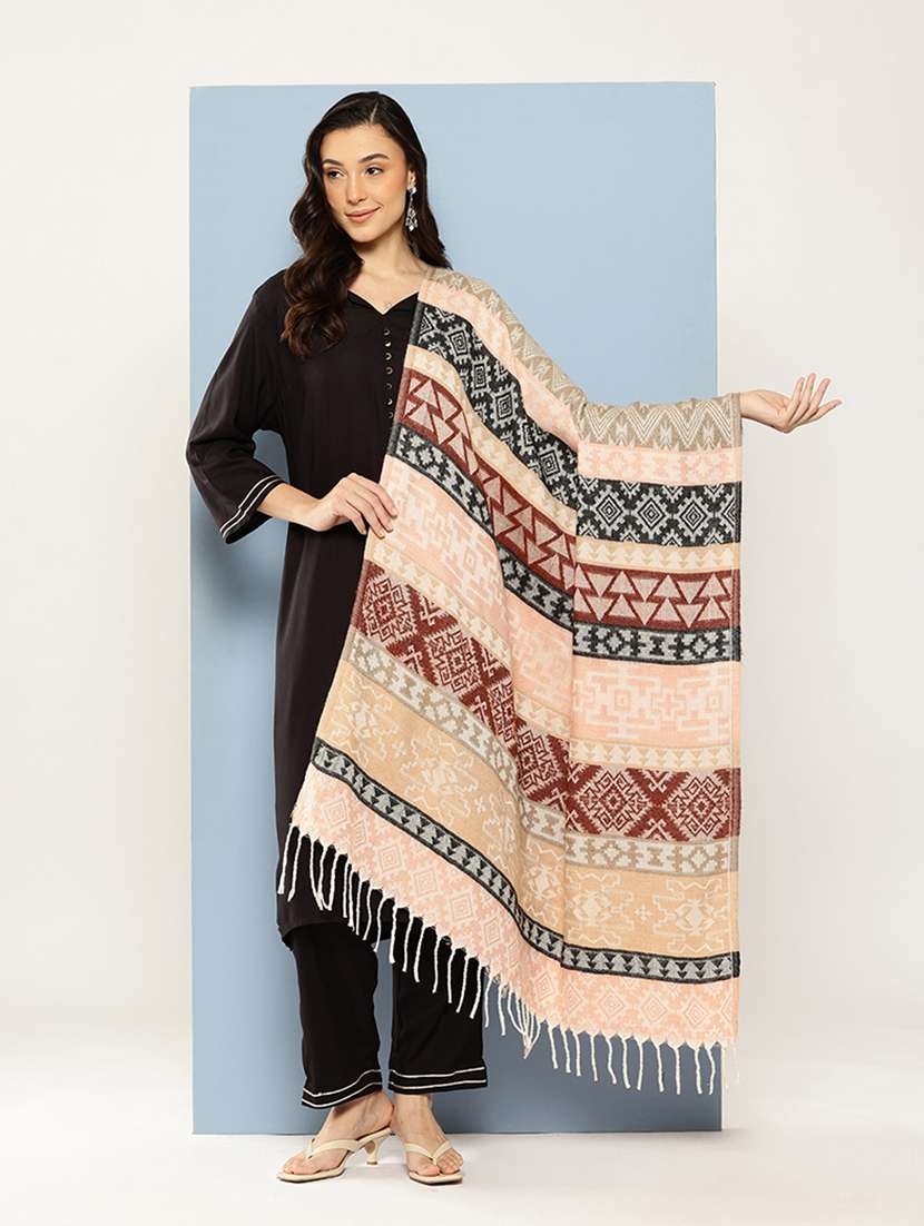 women self design reversible shawl