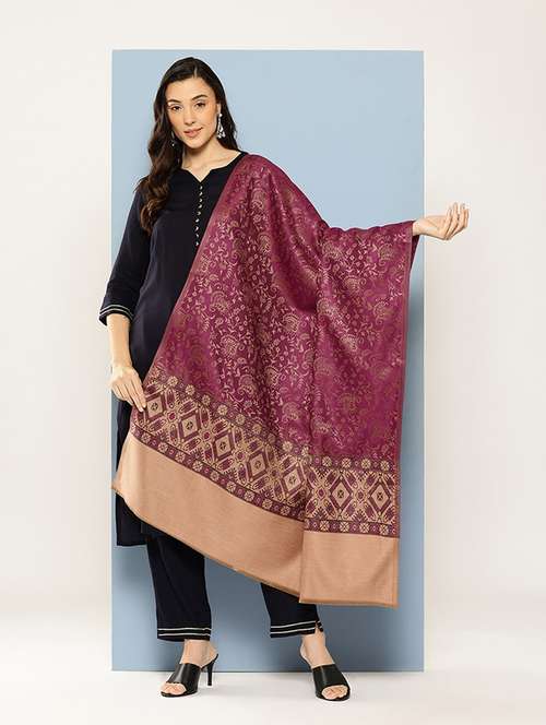 women self design reversible shawl