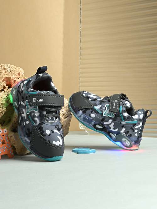 boys printed velcro sneaker - 22034422 -  Standard Image - 0