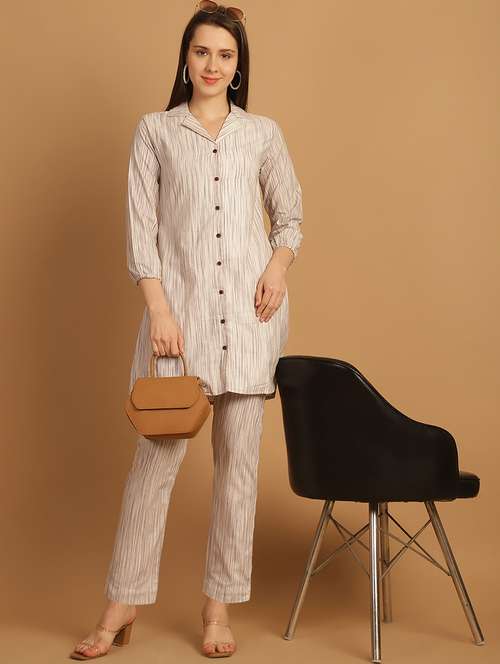 women printed shirt and trouser co-ord set - 22034569 -  Standard Image - 0