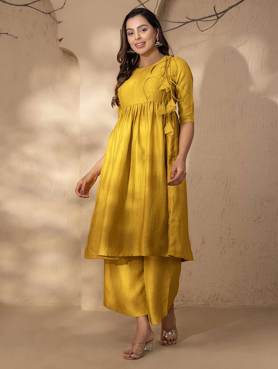 women solid elbow sleeve kurta and palazzo set