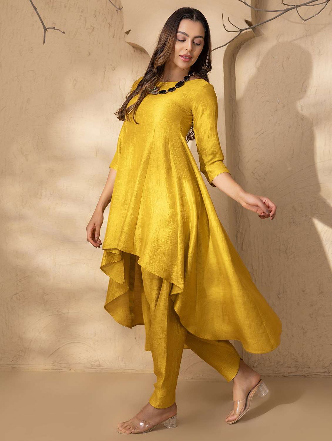 mustard women solid dhoti and high-low kurta set kurta set - 22035131 -  Standard Image - 1
