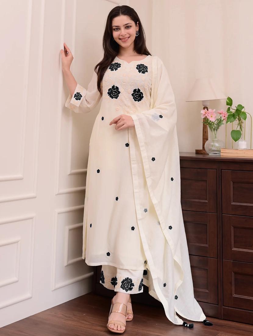 women embroidered three quarter sleeve kurta pant with dupatta set - 22035144 -  Standard Image - 1