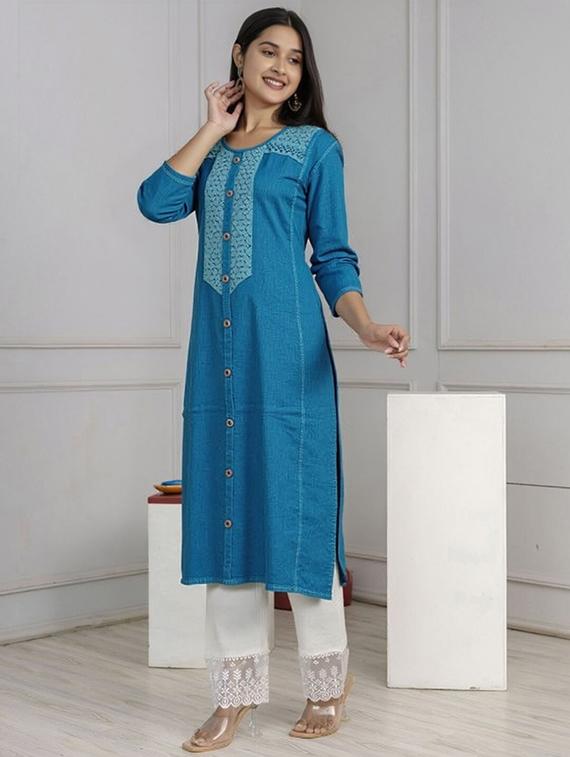 women solid mandarin neck straight kurta - 22035224 - Standard Image - 1