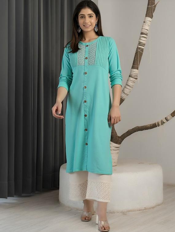 women solid mandarin neck straight kurta - 22035225 -  Zoom Image - 0