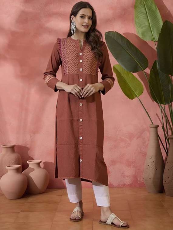 women solid three quarter sleeve straight kurta
