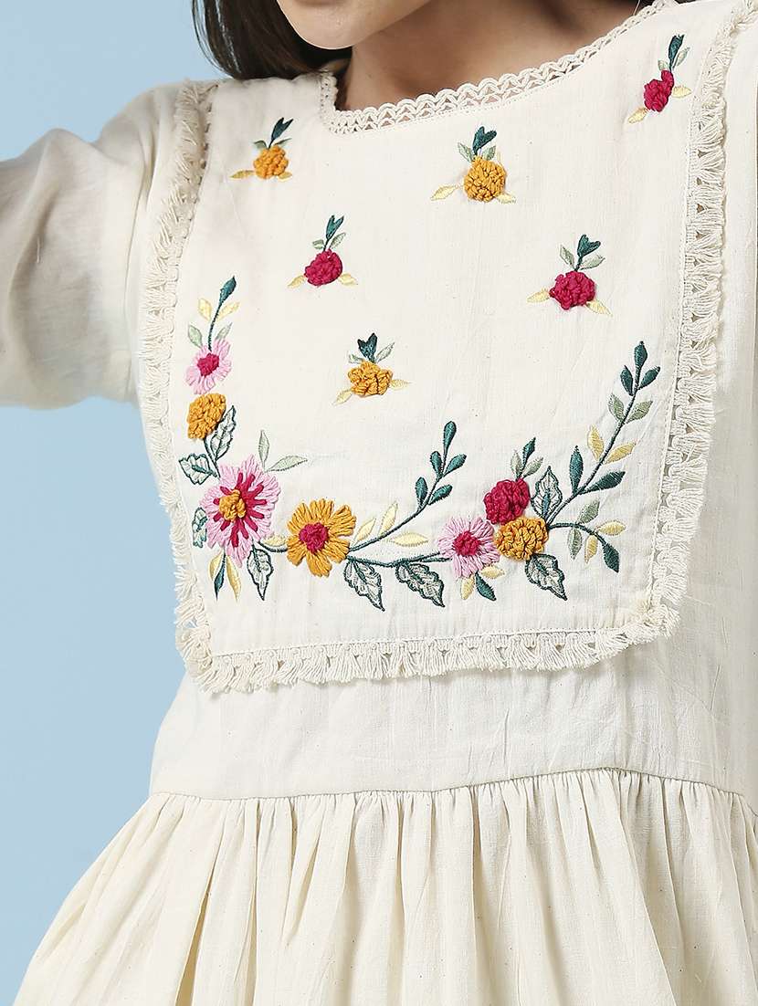 women embroidered bell sleeve ethnic top - 22035254 -  Standard Image - 4