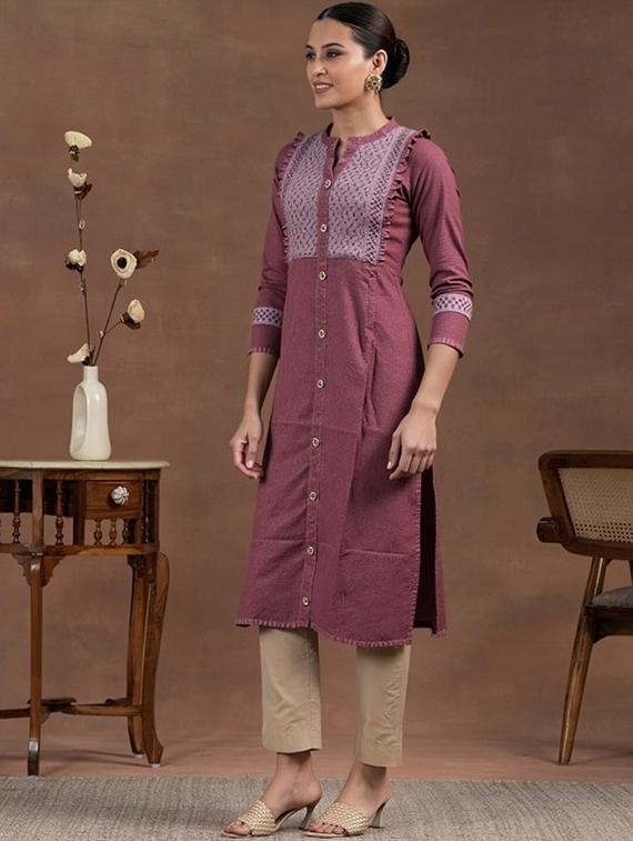 women solid three quarter sleeve straight kurta - 22035279 -  Standard Image - 1