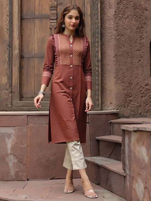 women solid three quarter sleeve straight kurta - 22035288 -  Standard Image - 0
