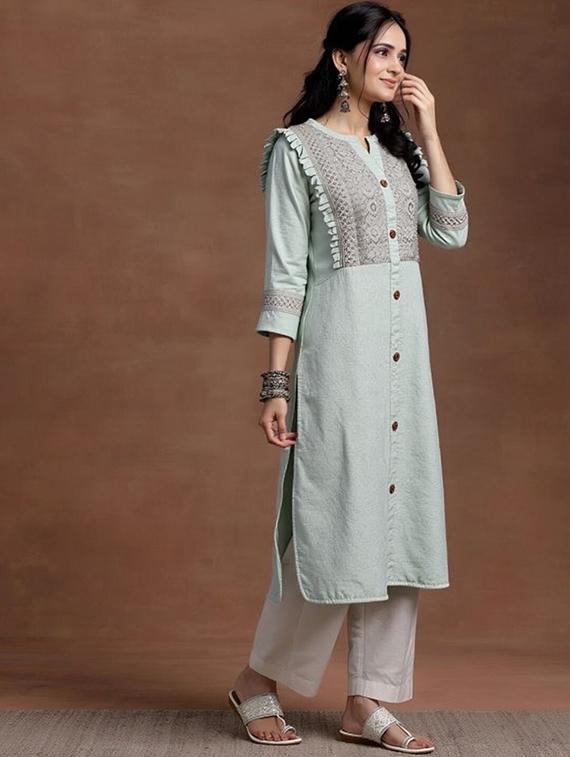 women solid three quarter sleeve straight kurta - 22035292 - Standard Image - 1
