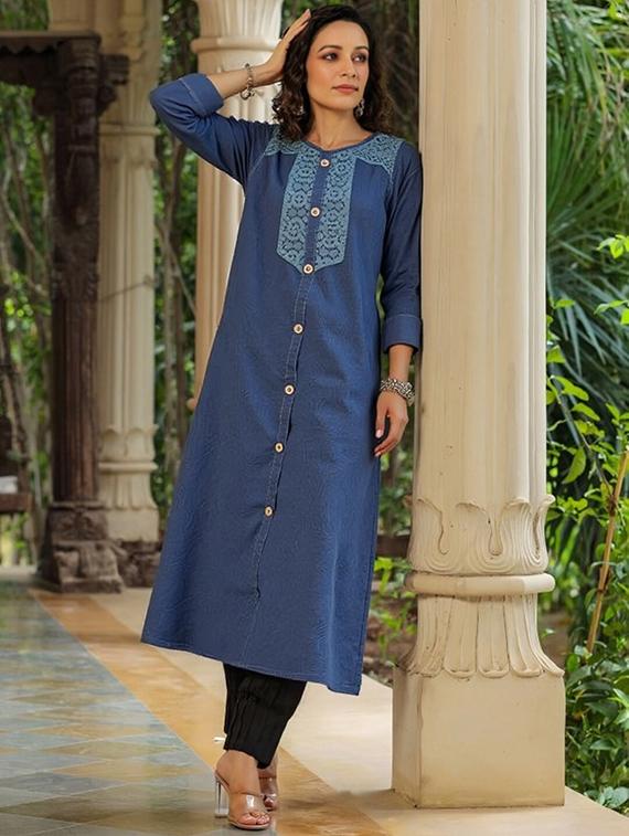 women solid three quarter sleeve straight kurta - 22035296 - Standard Image - 1