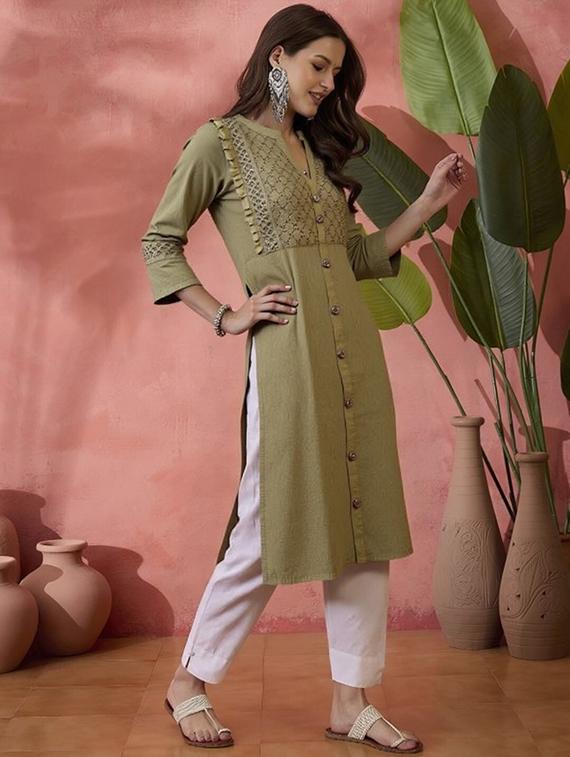 women solid three quarter sleeve straight kurta - 22035298 - Standard Image - 1
