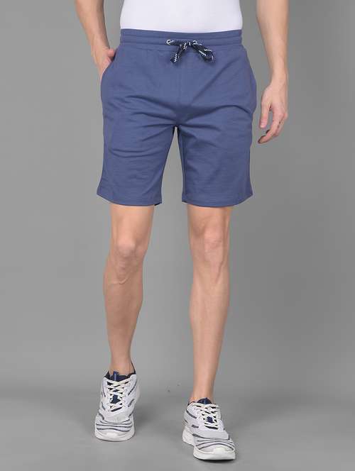 men tapered mid rise regular fit shorts - 22035409 -  Standard Image - 0