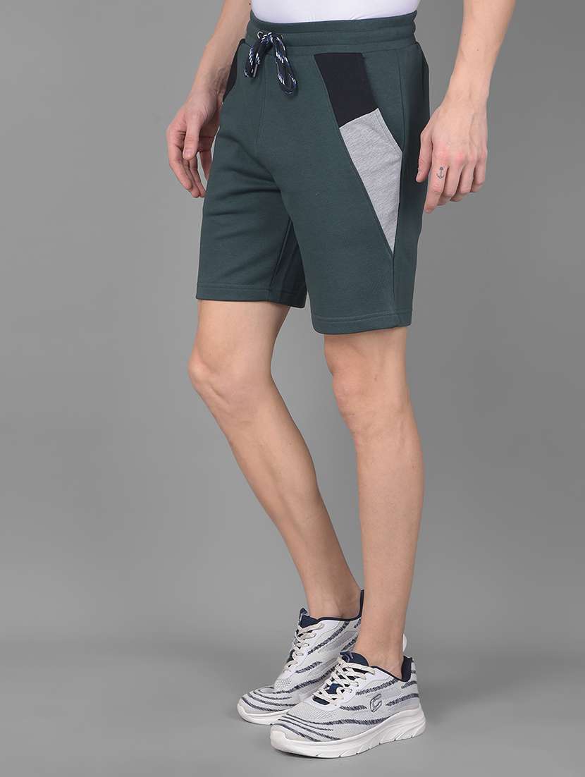 men tapered mid rise regular fit shorts - 22035410 -  Standard Image - 1