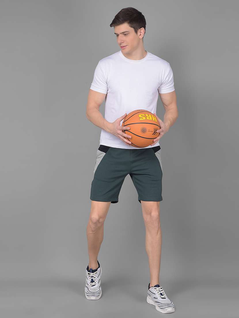 men tapered mid rise regular fit shorts - 22035410 -  Standard Image - 4