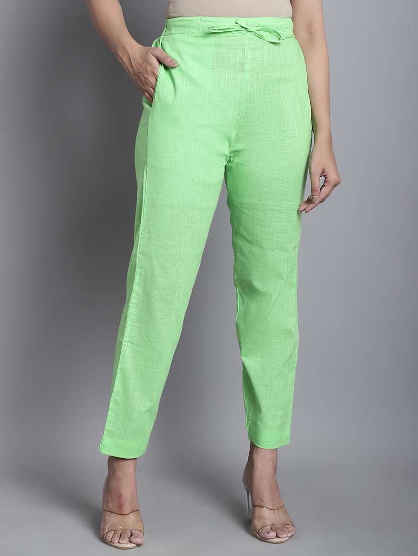 women solid mid rise straight trouser
