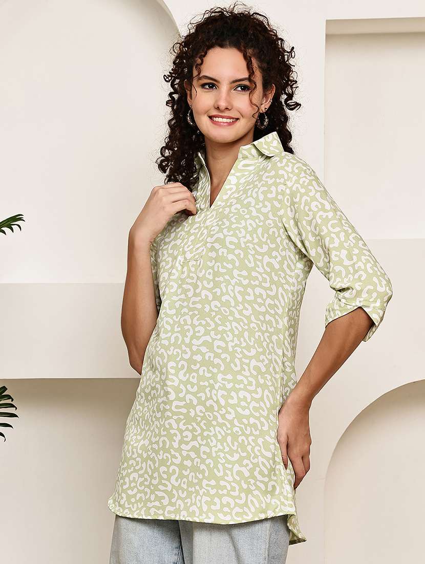 women green animal collared print regular top - 22035598 - Standard Image - 1