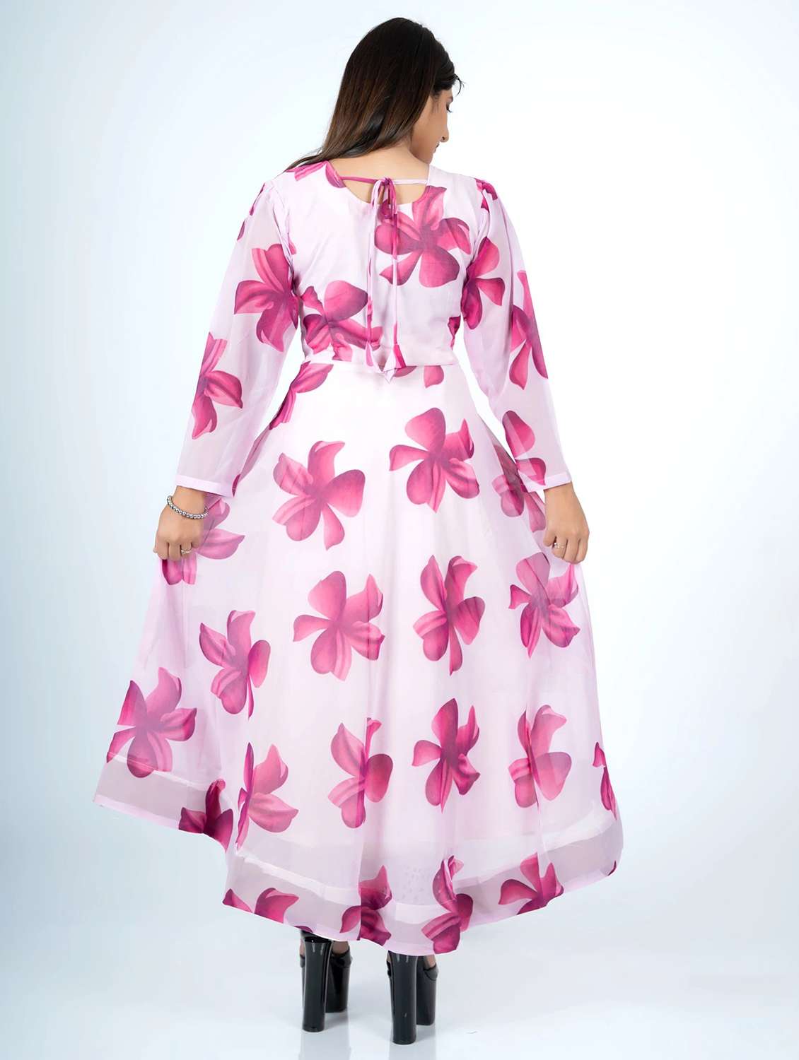 women floral printed long sleeve kurta dupatta set - 22036748 - Standard Image - 1