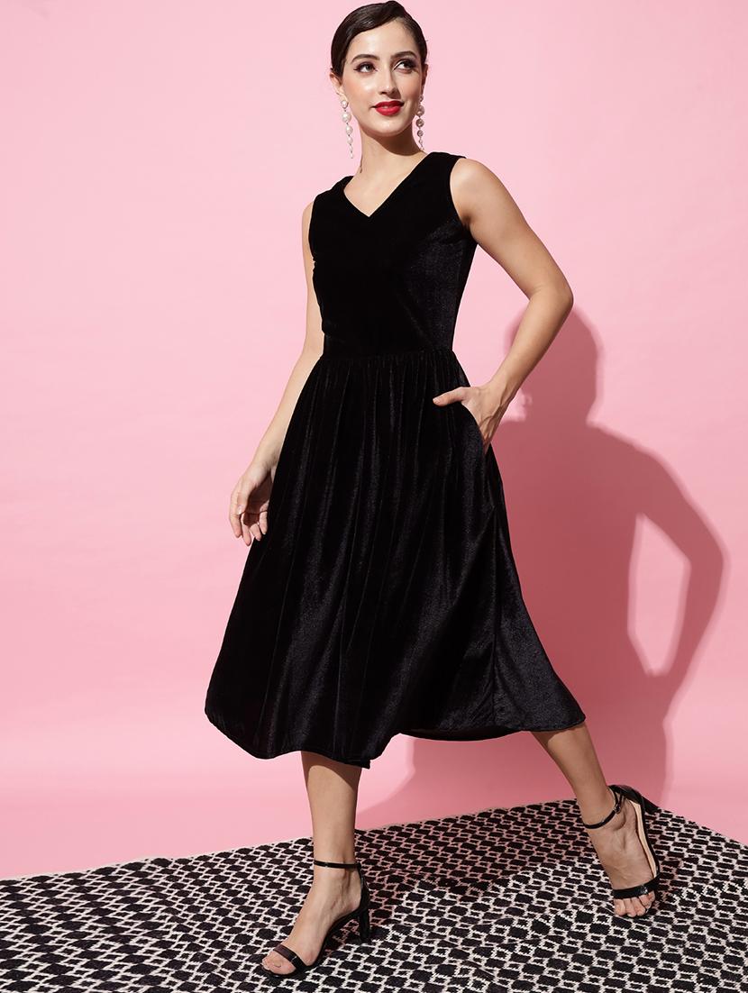 women solid sleeveless velvet fit & flare dress - 22036908 - Standard Image - 4