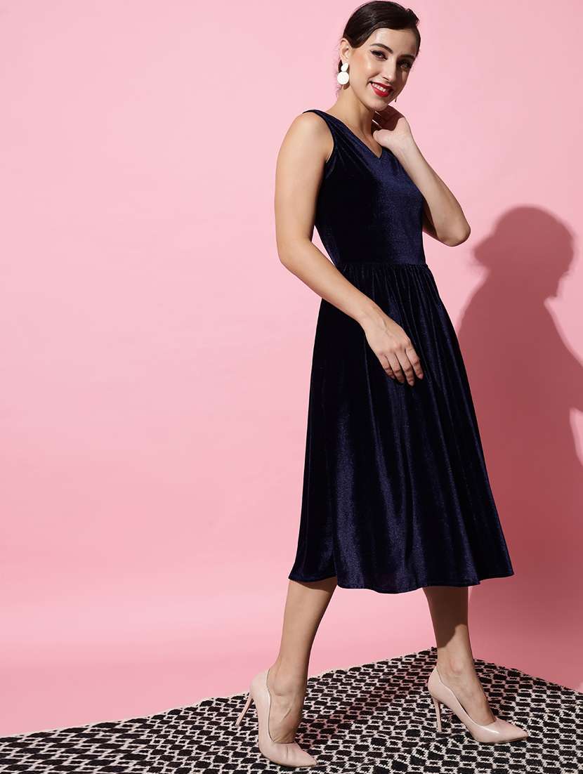 women solid sleeveless velvet a-line dress - 22036910 -  Standard Image - 1