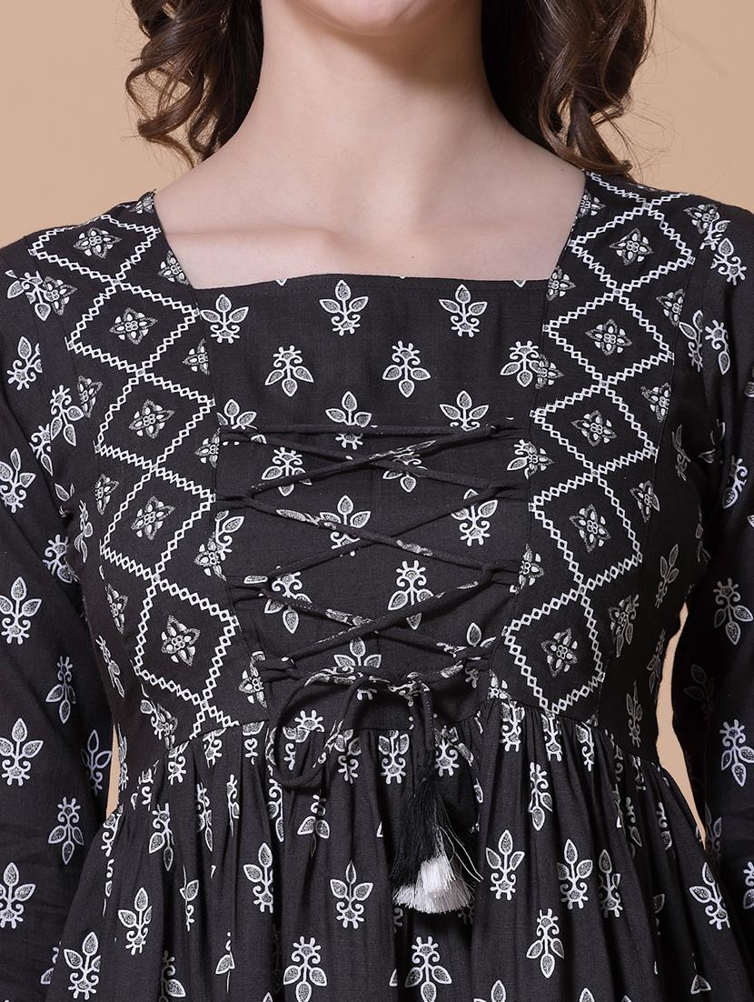 women printed three quarter sleeve flared kurti - 22036995 - Standard Image - 4