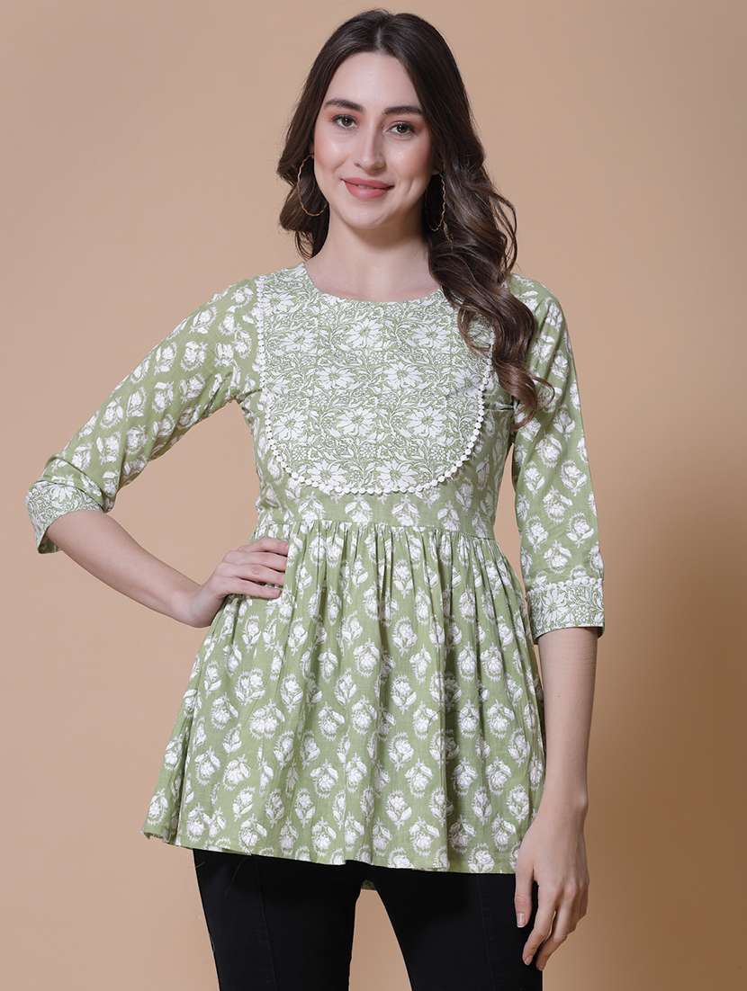 women printed three quarter sleeve flared kurti