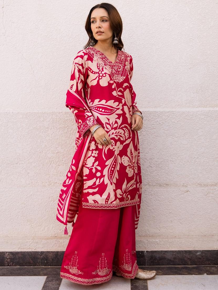 women printed kurta and sharara with dupatta - 22037007 - Standard Image - 1