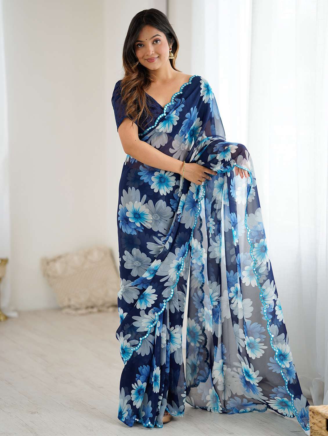 women floral printed saree with blouse
