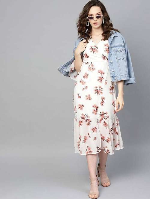 women floral print bell sleeve tiered dress - 22037773 -  Standard Image - 0