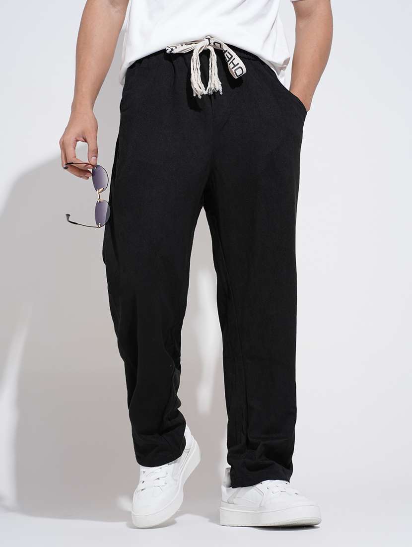 men black solid mid rise relaxed fit trouser - 22038065 - Zoom Image - 0