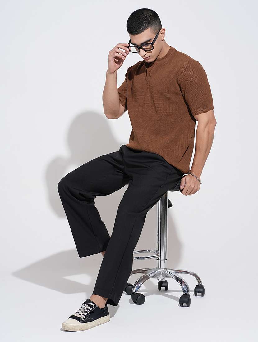 men solid mid rise straight fit chinos - 22038067 - Standard Image - 4