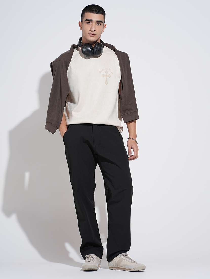 men black solid mid rise straight fit chinos - 22038070 - Standard Image - 4