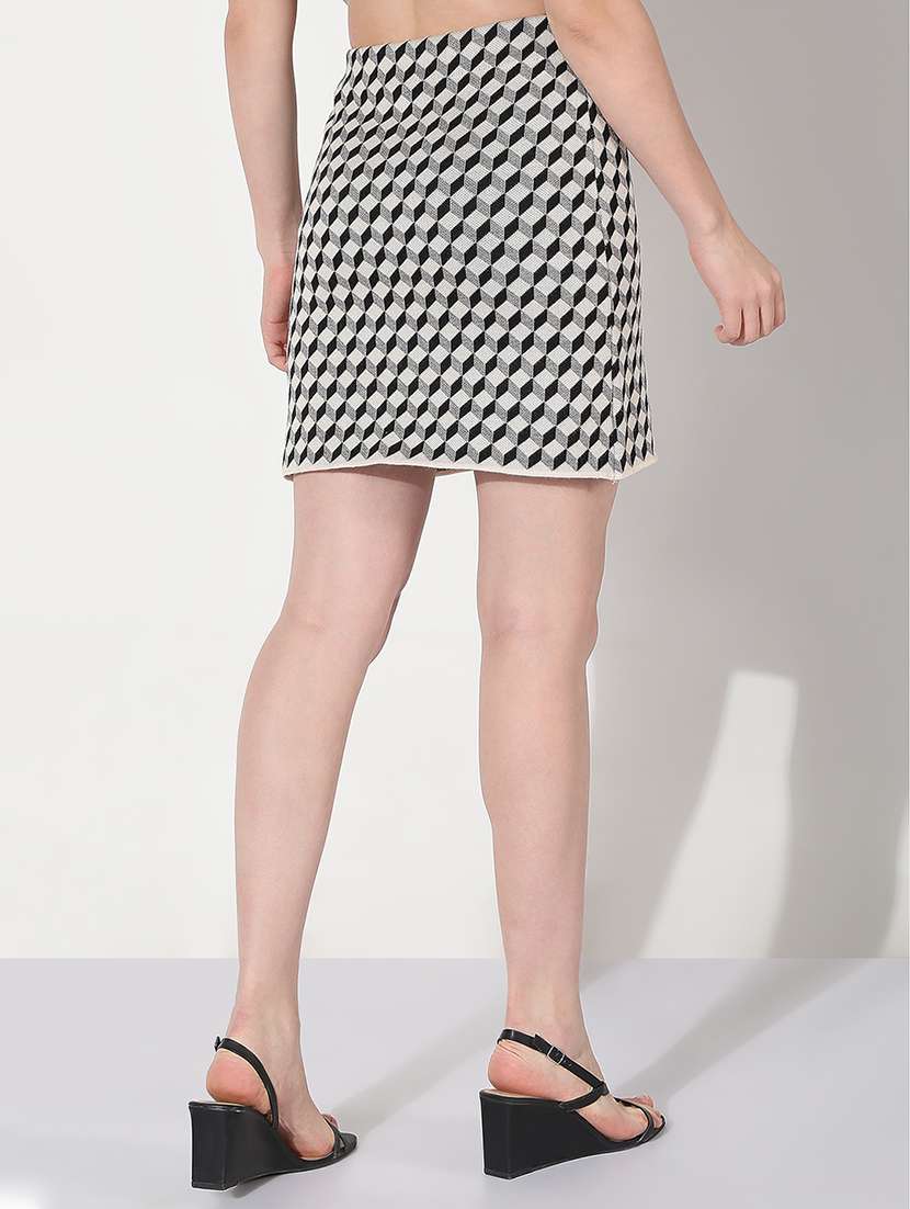 women printed high rise straight skirt - 22038279 -  Standard Image - 4