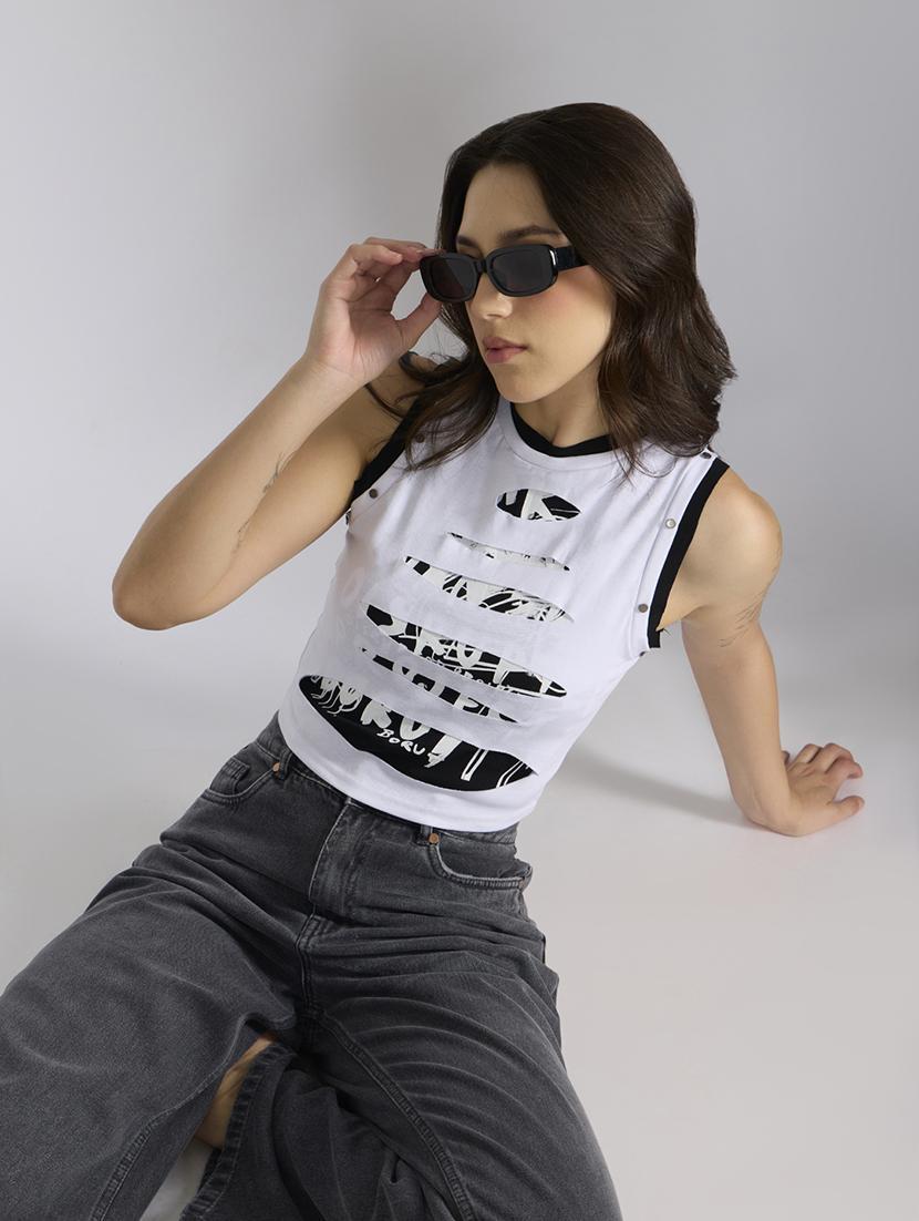 women printed sleeveless crop tank top - 22038288 - Zoom Image - 0