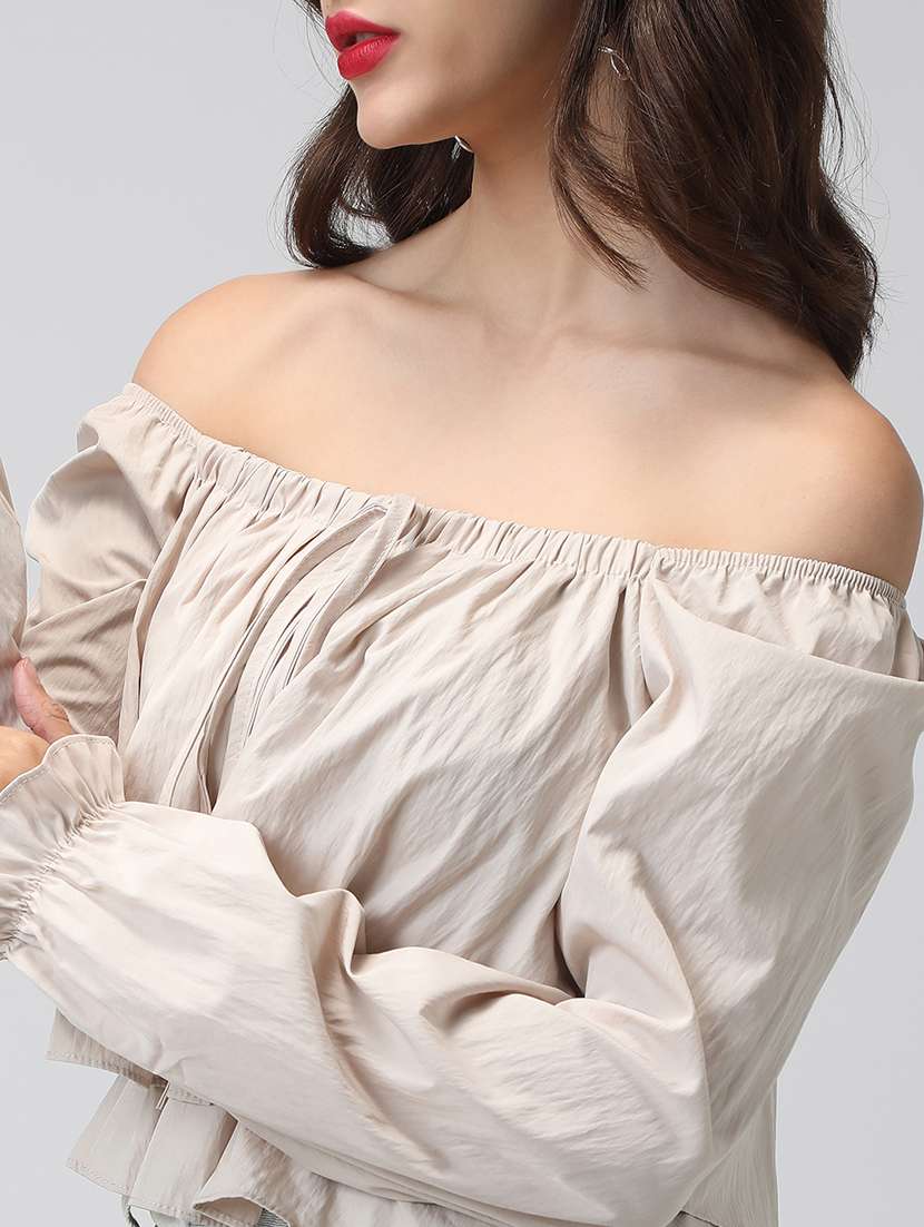 women solid off shoulder long sleeve layered top - 22038327 - Standard Image - 4
