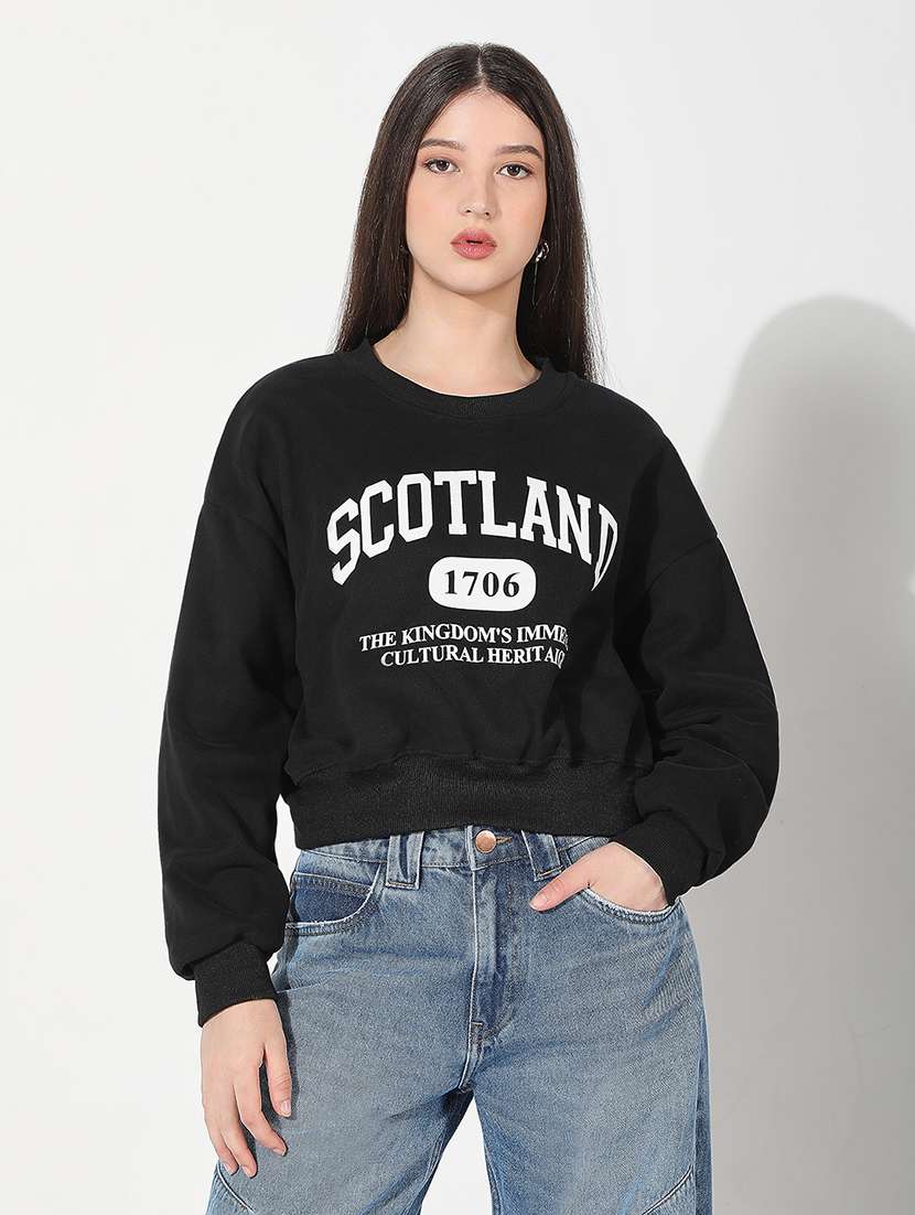 women printed long sleeve cropped pullover - 22038349 - Standard Image - 1