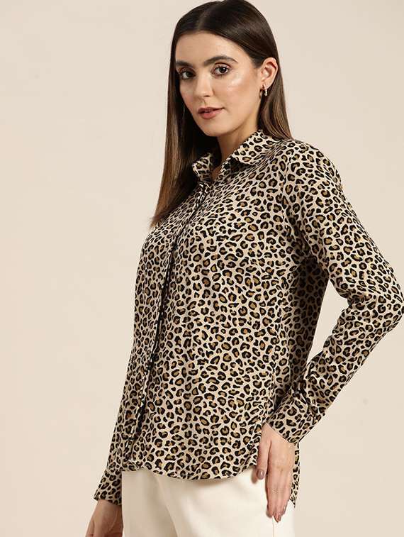 women animal print collared long sleeves regular shirt - 22038593 -  Standard Image - 1