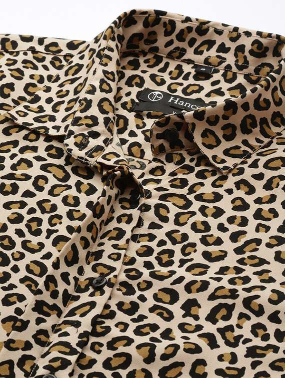 women animal print collared long sleeves regular shirt - 22038593 -  Standard Image - 4