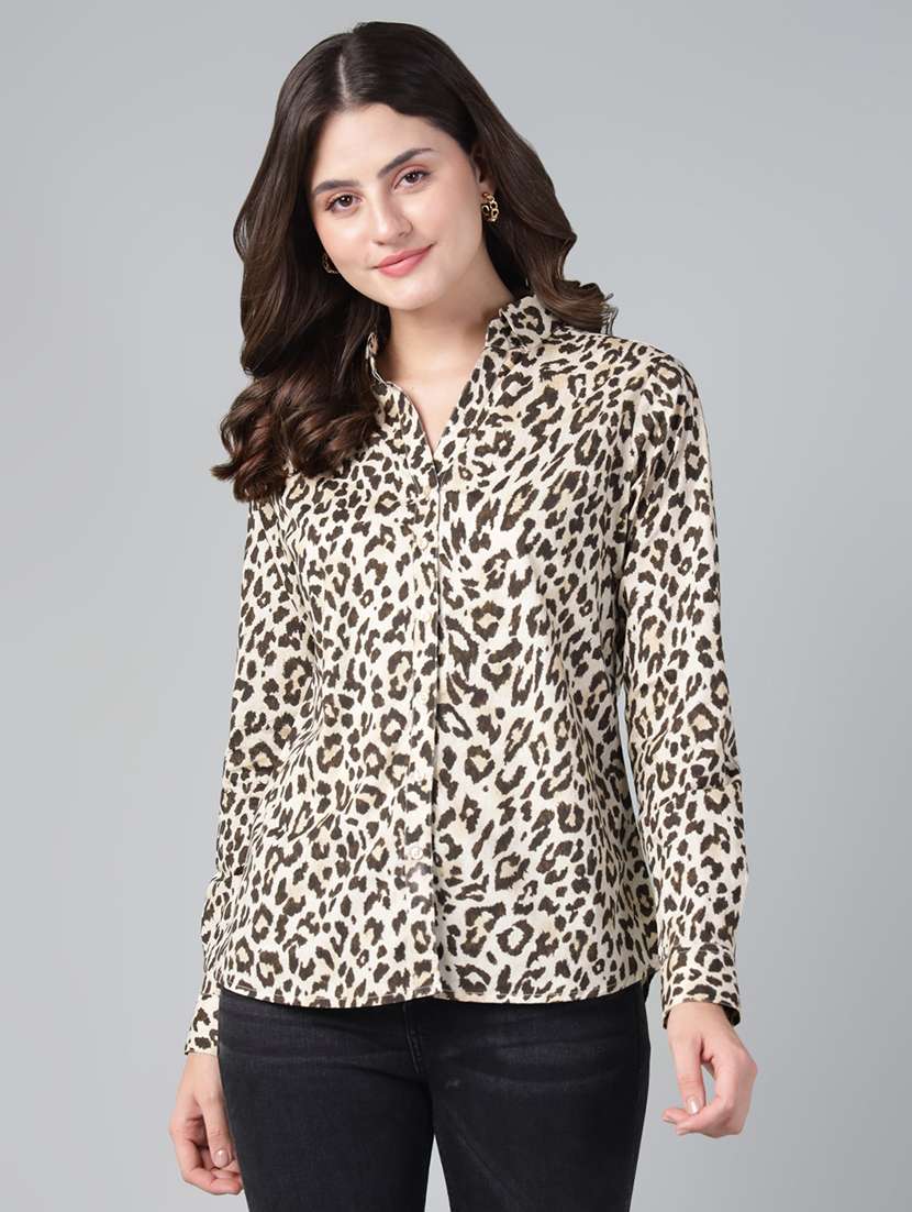women animal print collared long sleeves shirt