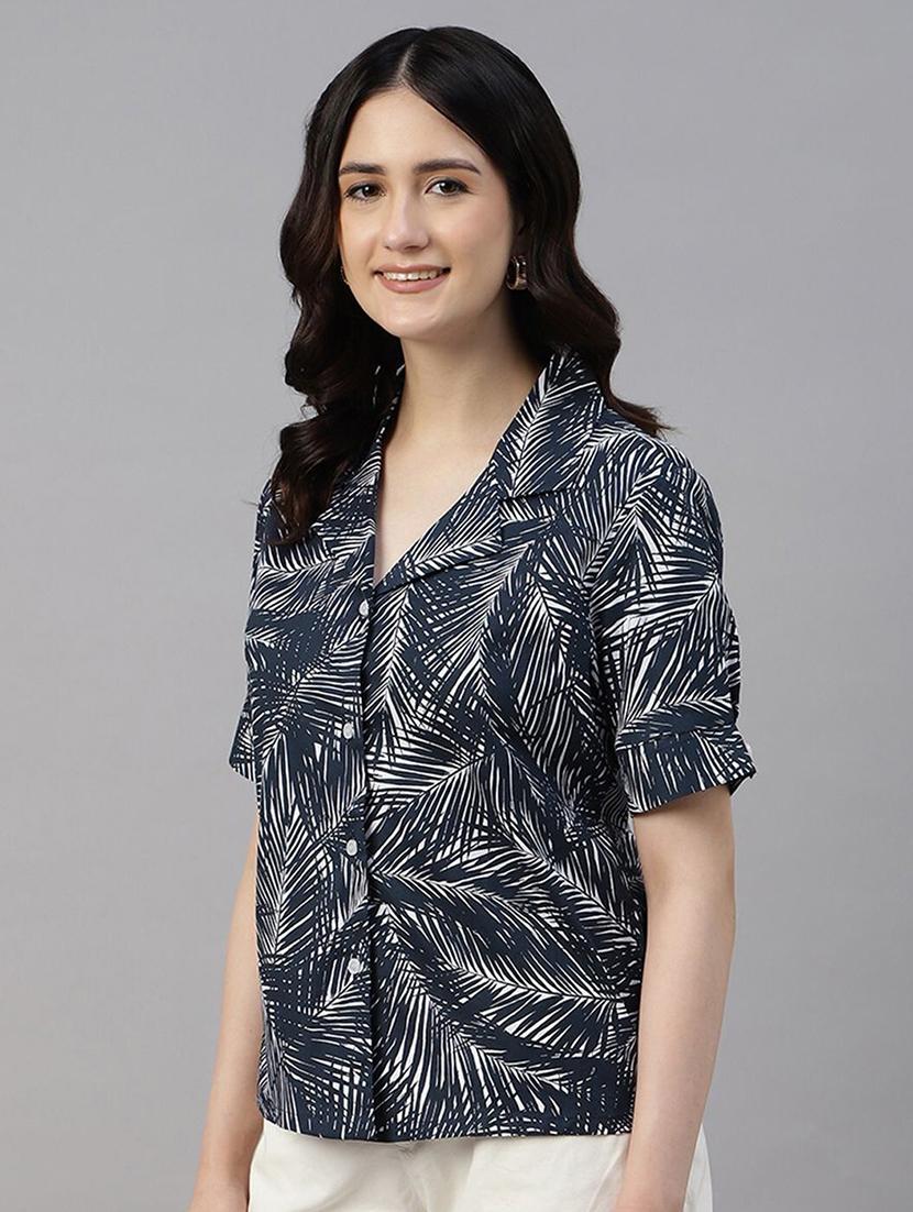 women printed cuban collared short sleeve shirt - 22038874 - Standard Image - 4
