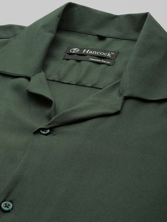 men solid cuban collared short sleeve loose fit shirt - 22038910 -  Standard Image - 4