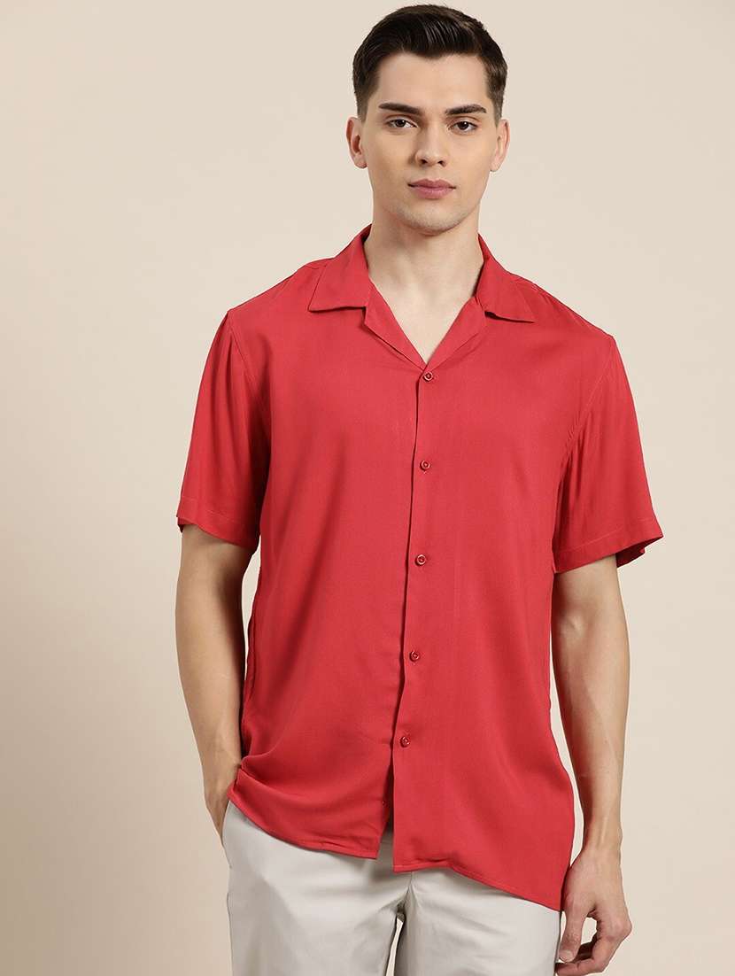 men solid cuban collared short sleeve loose fit shirt - 22038917 - Zoom Image - 0