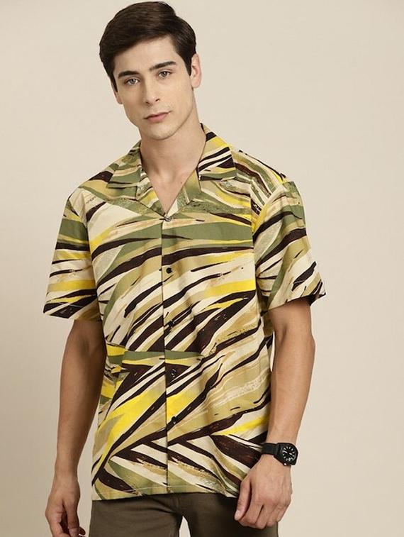 men printed cuban collared short sleeve loose fit shirt - 22038945 - Standard Image - 1