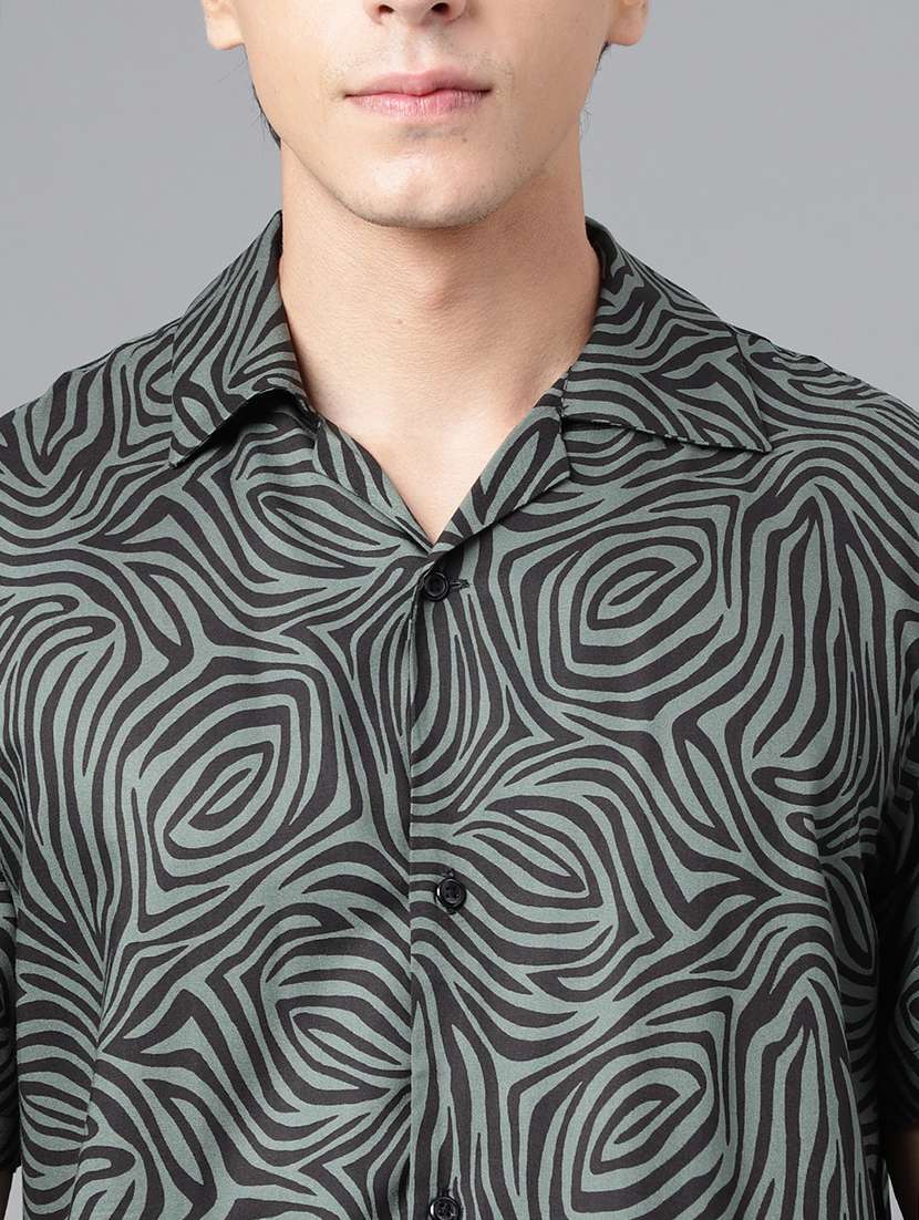 men printed cuban collared short sleeve loose fit shirt - 22038950 -  Standard Image - 4