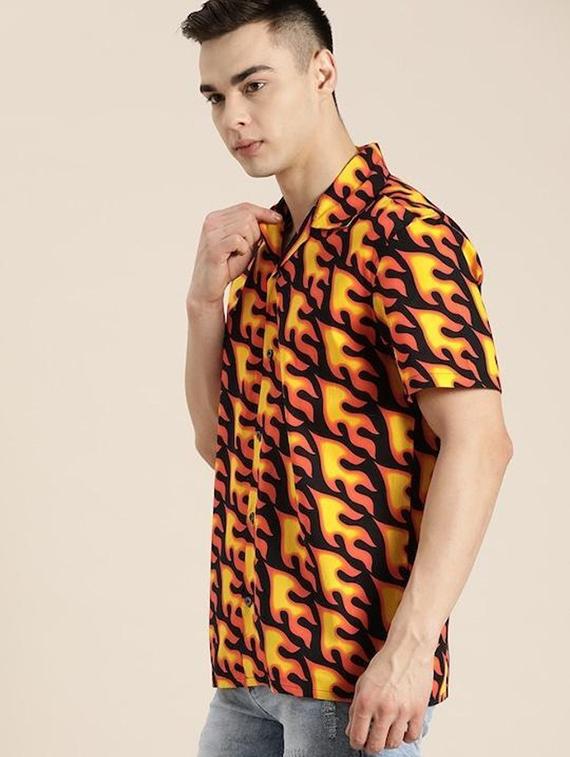 men printed cuban collared short sleeve shirt - 22038969 -  Standard Image - 1