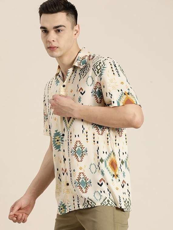 men printed cuban collared short sleeve shirt - 22038973 -  Standard Image - 1