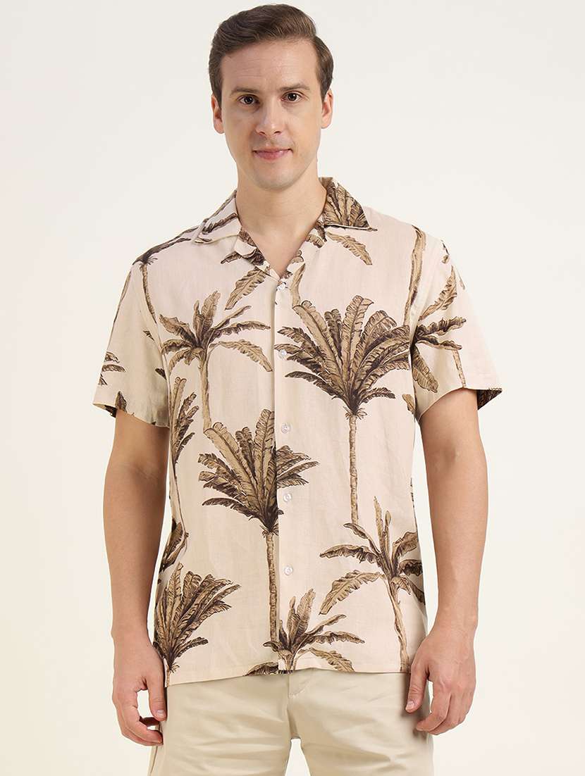 men printed cuban collared short sleeve shirt - 22039006 -  Standard Image - 1