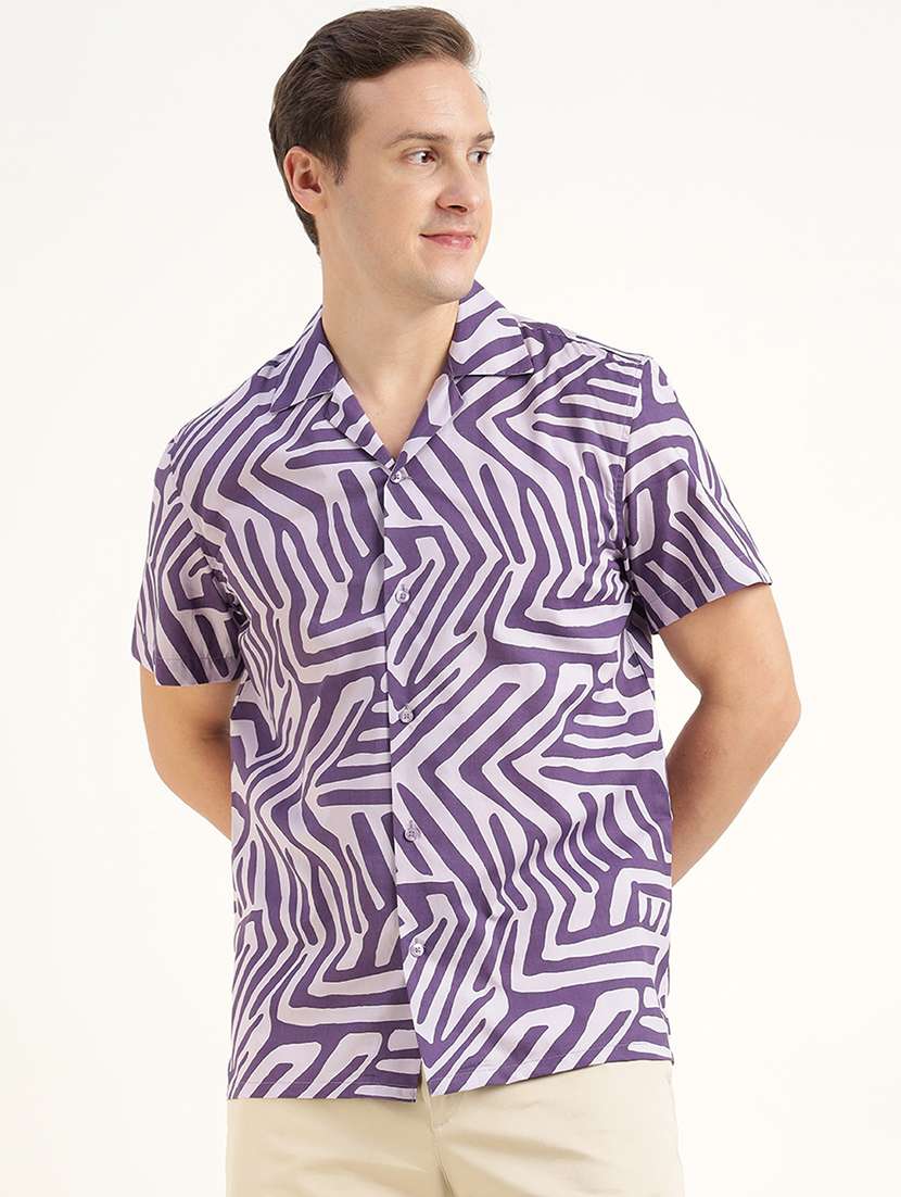 men printed cuban collared short sleeve shirt - 22039010 -  Standard Image - 1