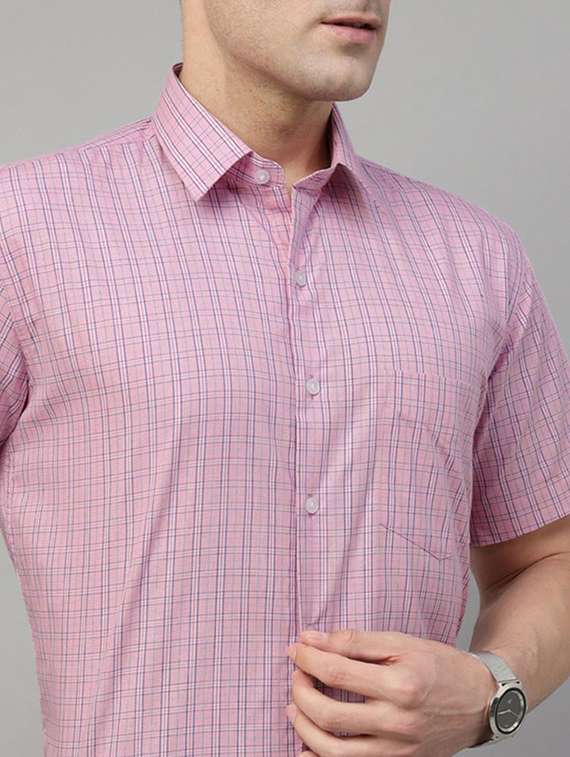men checkered collared short sleeve shirt - 22039333 -  Standard Image - 4