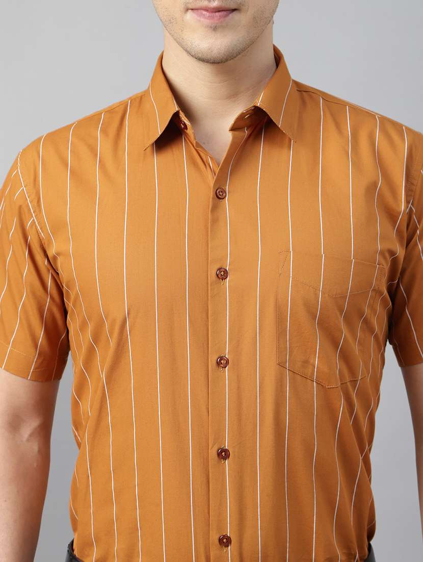 men striped collared short sleeve shirt - 22039465 -  Standard Image - 4